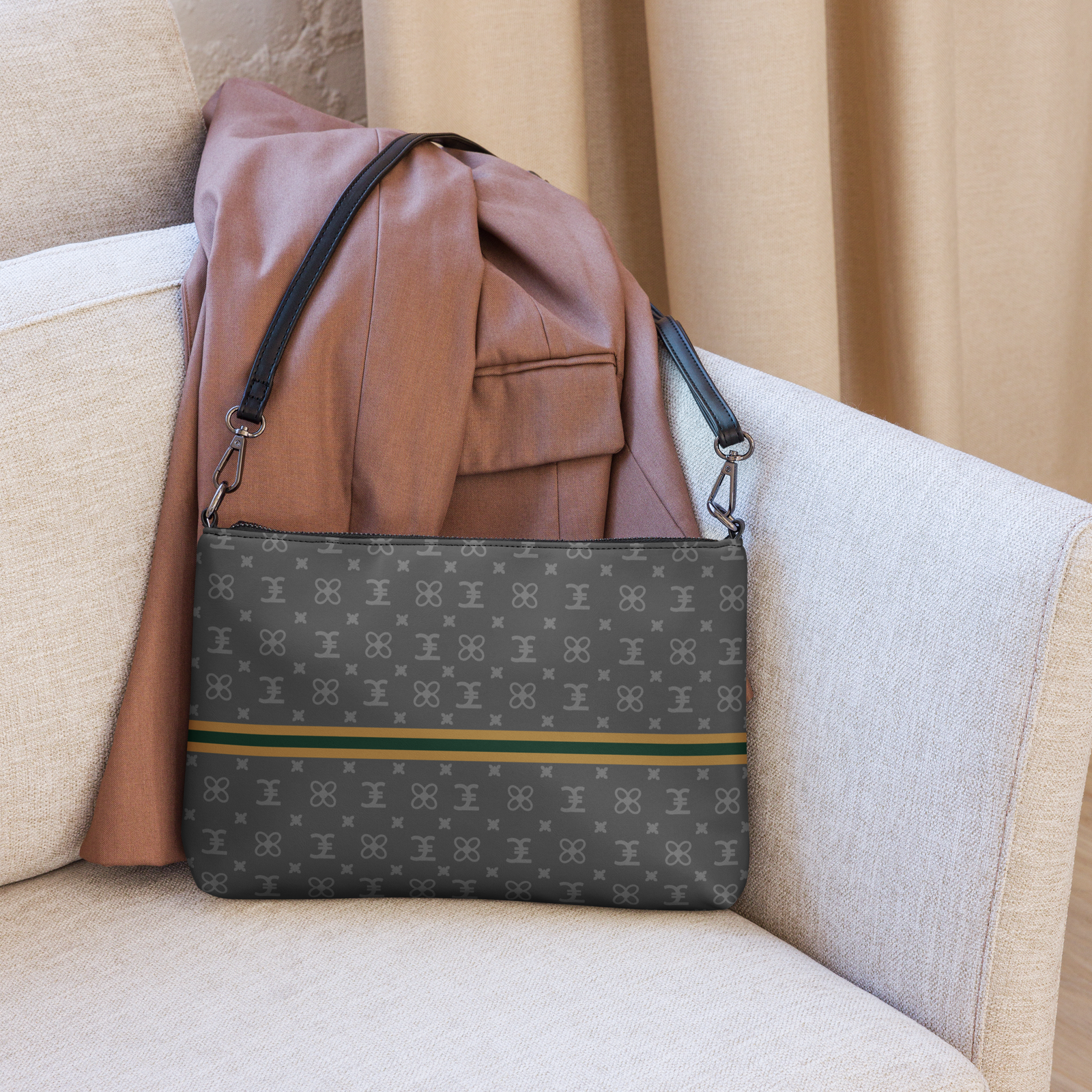 Elevaysion Crossbody bag