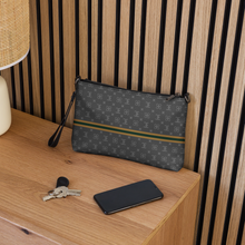 Elevaysion Crossbody bag