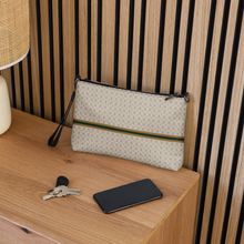 Elevaysion Crossbody bag