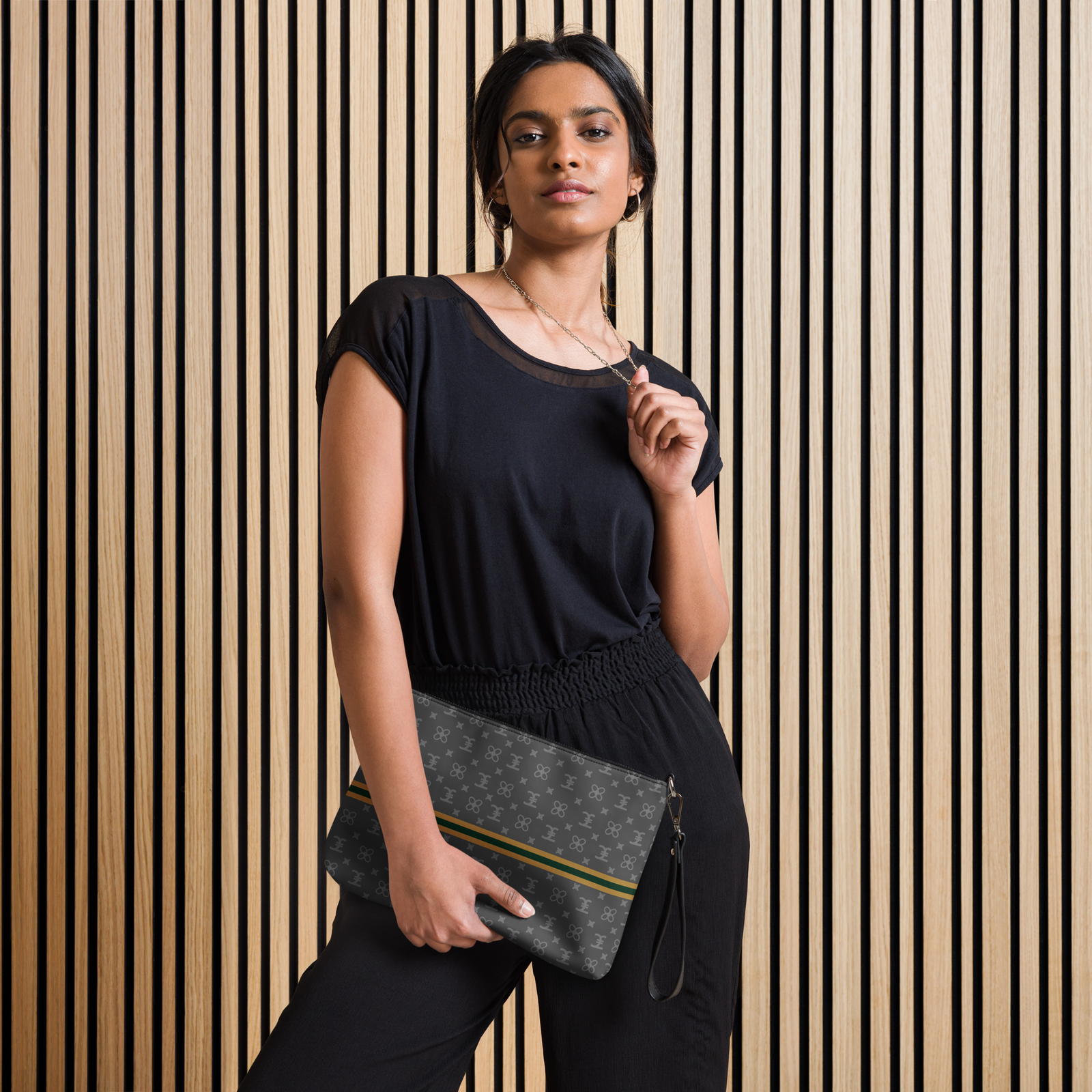 Elevaysion Crossbody bag